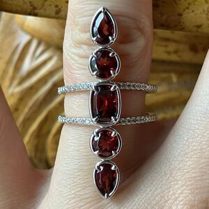 Natural Vermelho Red Garnet Sterling Silver Ring Size 6.75